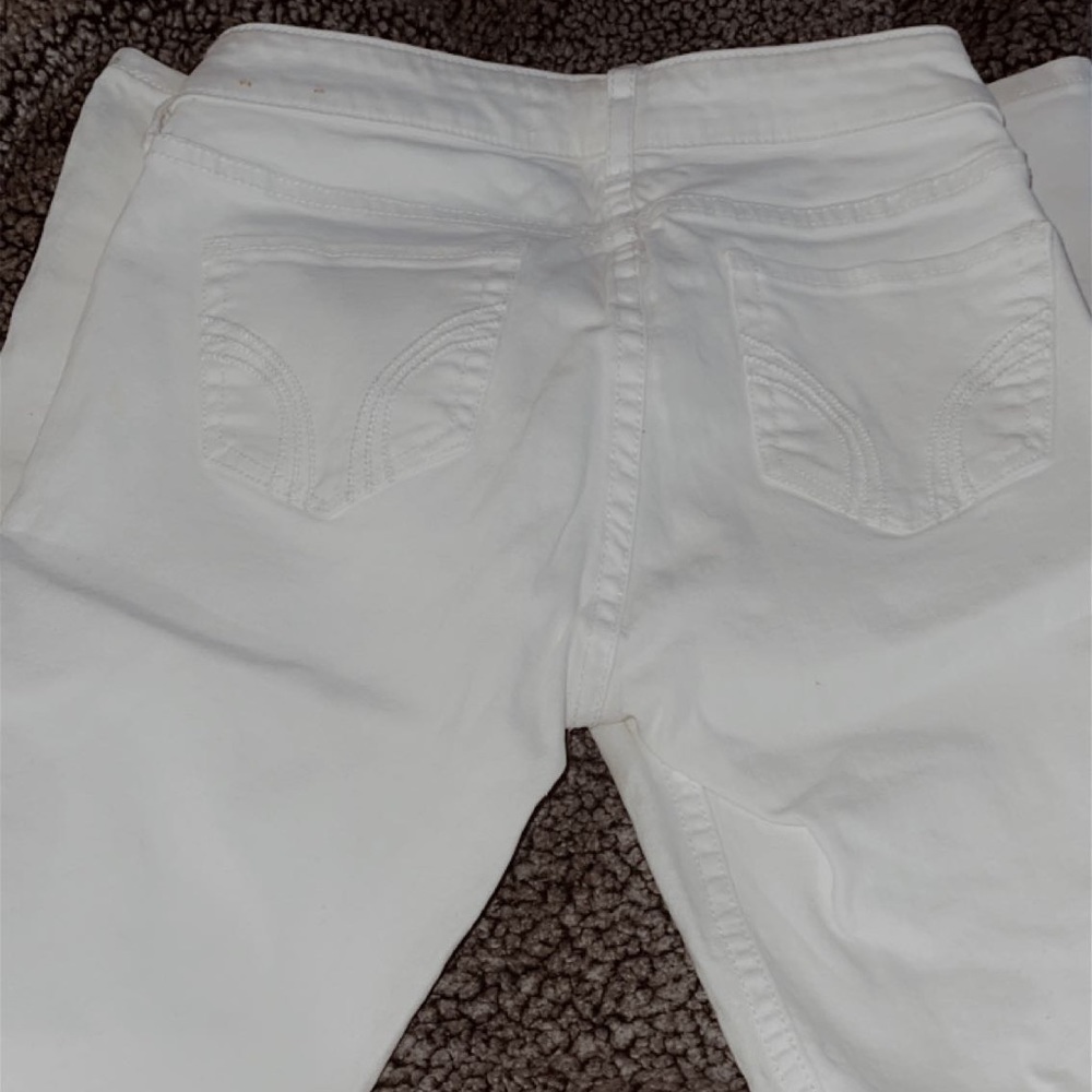 White hollister jeans